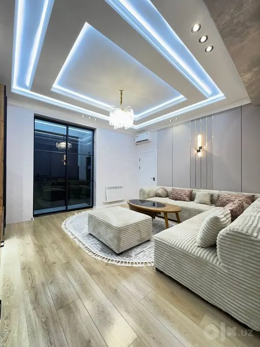 Продаётся 2-комнатная квартира, 45 м², 9/12 этаж — Яккасарайский район